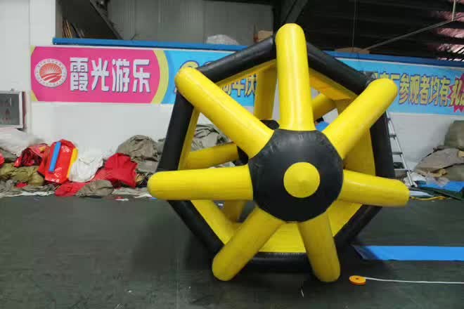 固镇充气水上滚筒球